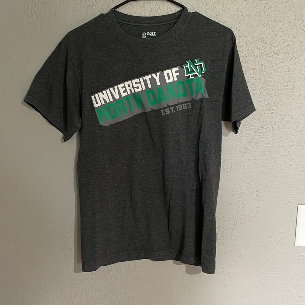 UND Tee Shirt